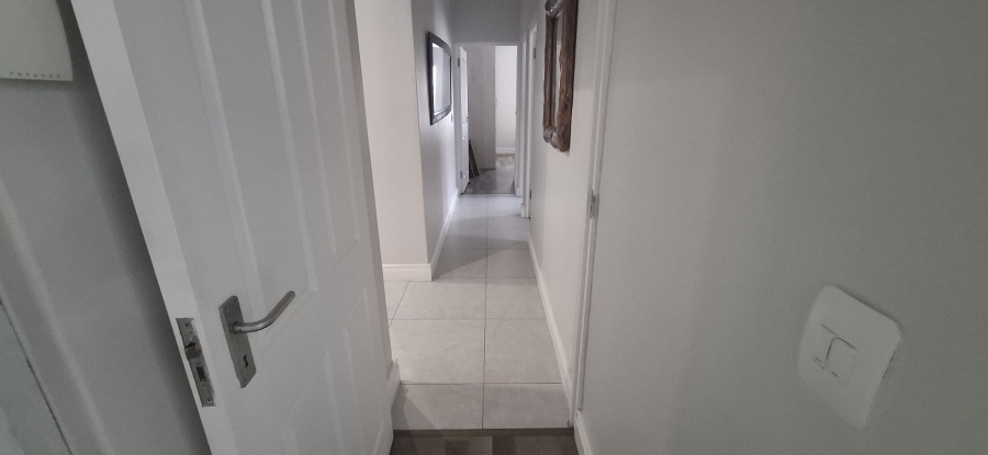 To Let 3 Bedroom Property for Rent in Sonkring Western Cape